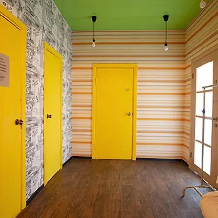 Hostel Riverside Hostel *