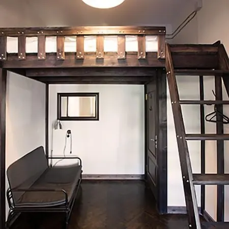 Riverside Hostel Hostel